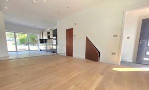 Photo 8- click for photo gallery
